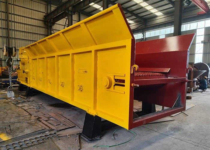Large Capacity Wood Chipper Machine Tree Branch Shredder Crushing Machine