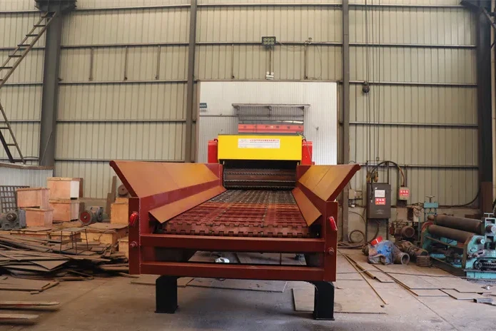 Large Capacity Wood Chipper Machine Tree Branch Shredder Crushing Machine